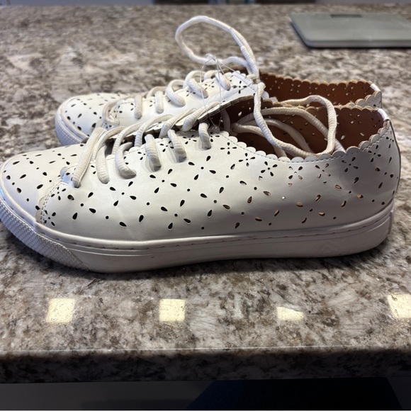 Torrid White Perforated Sneakers - Picture 3 of 6